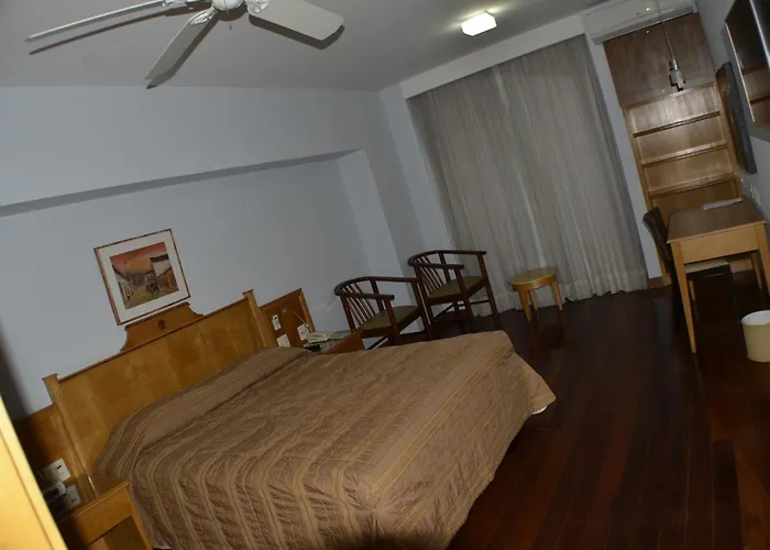 Hotel com jacuzzi: Constantino Hotel e Eventos
